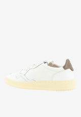 Autry Medalist Low-Top Sneakers White AULMLL28WHT CHOCO_White_70166801