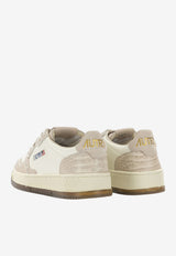 Autry Medalist Low-Top Sneakers Beige AULWCZ01_8e00df93-11ad-4803-acba-f331f03186c2