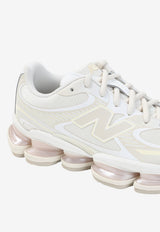 2000 Low-Top Sneakers