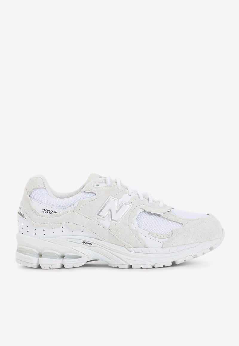 2002 Low-Top Sneakers