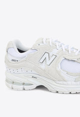 2002 Low-Top Sneakers