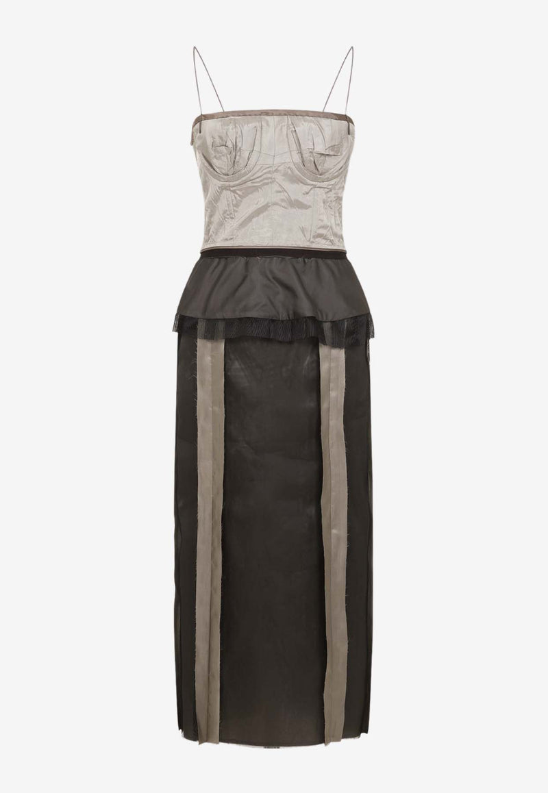 فستان من الحرير بطول منتصف الساق بلا أكمام