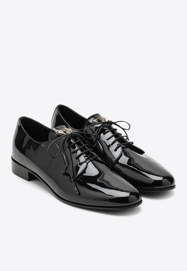 Prada Lace-Up Shoes in Patent Leather 1E366N025069/O_PRADA-F0002 Black