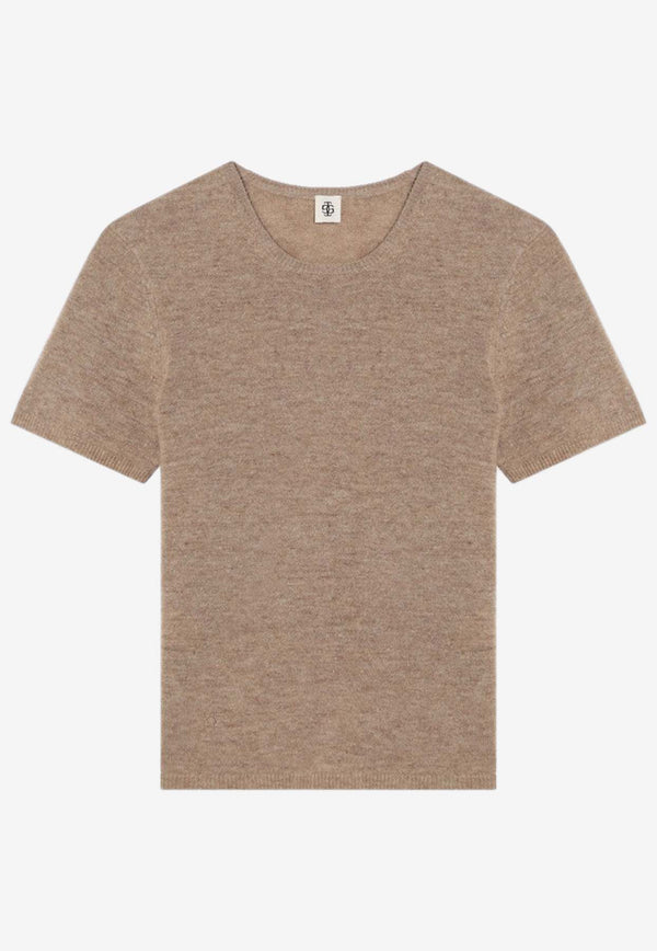 توب قصير الأكمام من الصوف برقبة دائرية