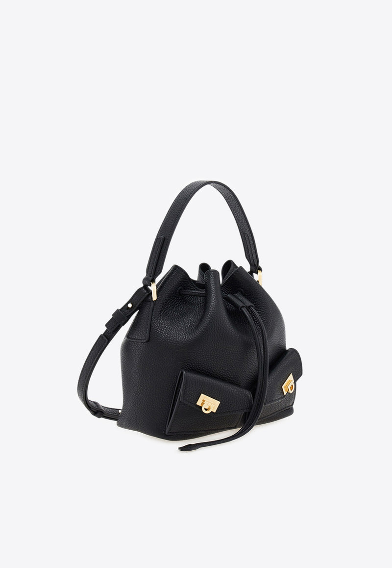 Ferragamo Multi-Pocket Leather Bucket Bag Black 220915 DRAWSTRING 785878 NERO