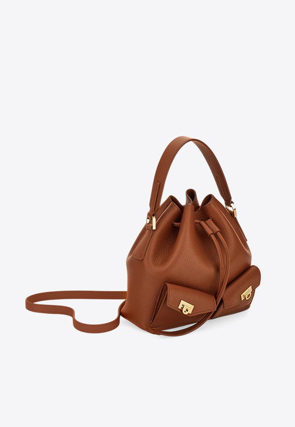 Ferragamo Multi-Pocket Leather Bucket Bag Cognac 220915 DRAWSTRING 785879 NEW COGNAC