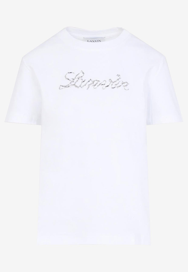 تي شيرت بتطريز شعار نصي