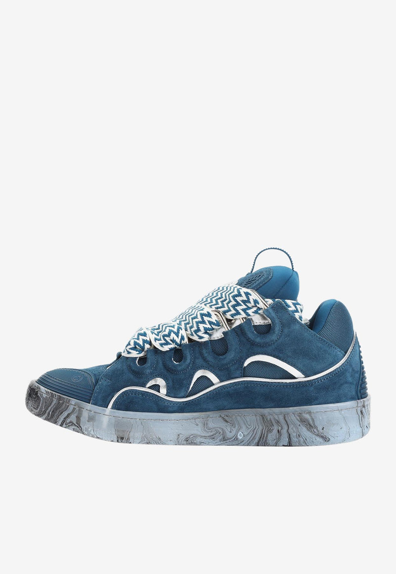 سنيكرز كيرب بياقة منخفضة