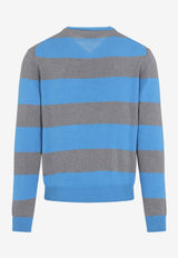 كنزة محبوكة بقَصة عنق V