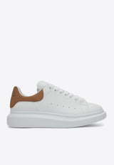 Alexander McQueen Oversized Low-Top Sneakers White 553680WIAJW/S_ALEXQ-9900