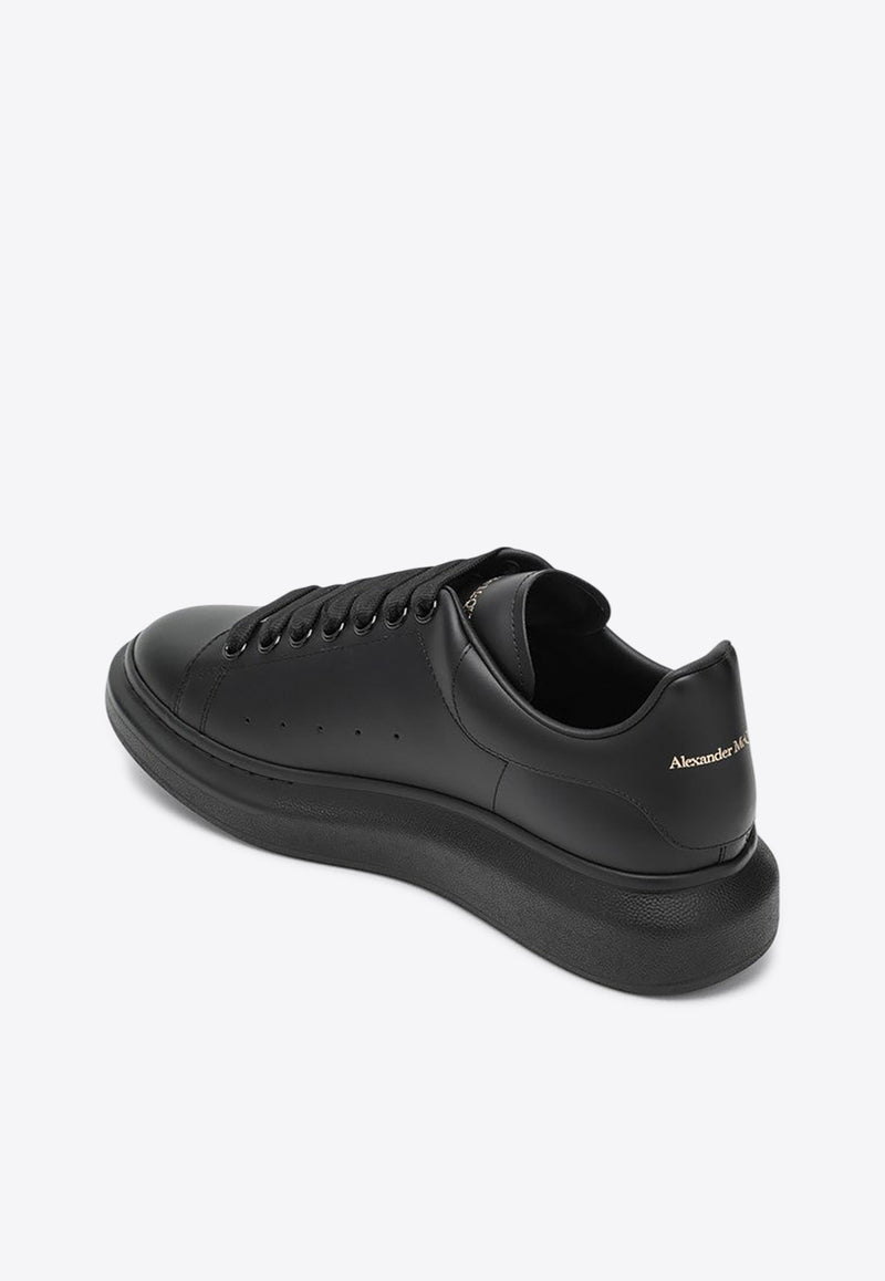 Alexander McQueen Oversize Leather Low-Top Sneakers Black 553680WWAAN/R_ALEXQ-1002