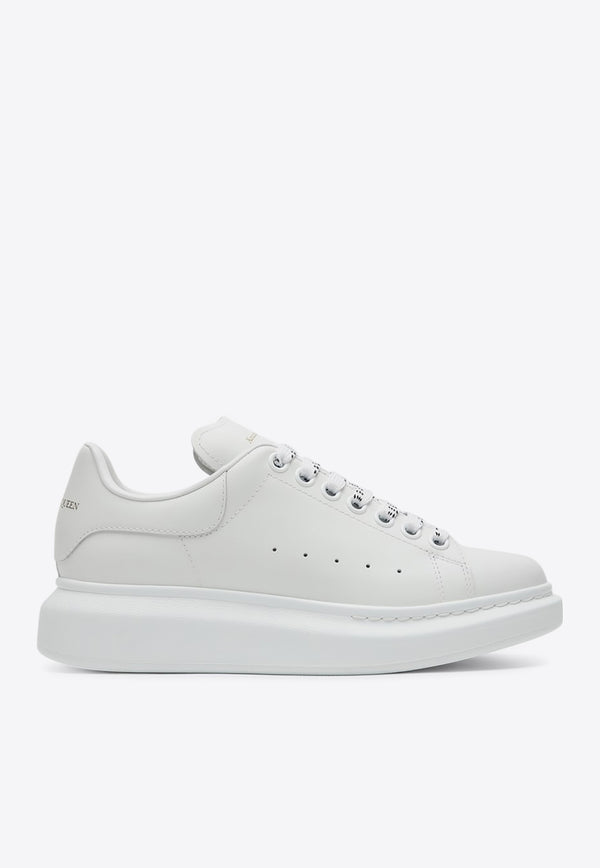 Alexander McQueen Oversized Low-Top Sneakers White 553770WIAIG/R_ALEXQ-9007