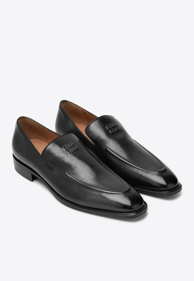 Miu Miu Embossed Logo Leather Loafers Black 5D545EA020537/R_MIU-F0002
