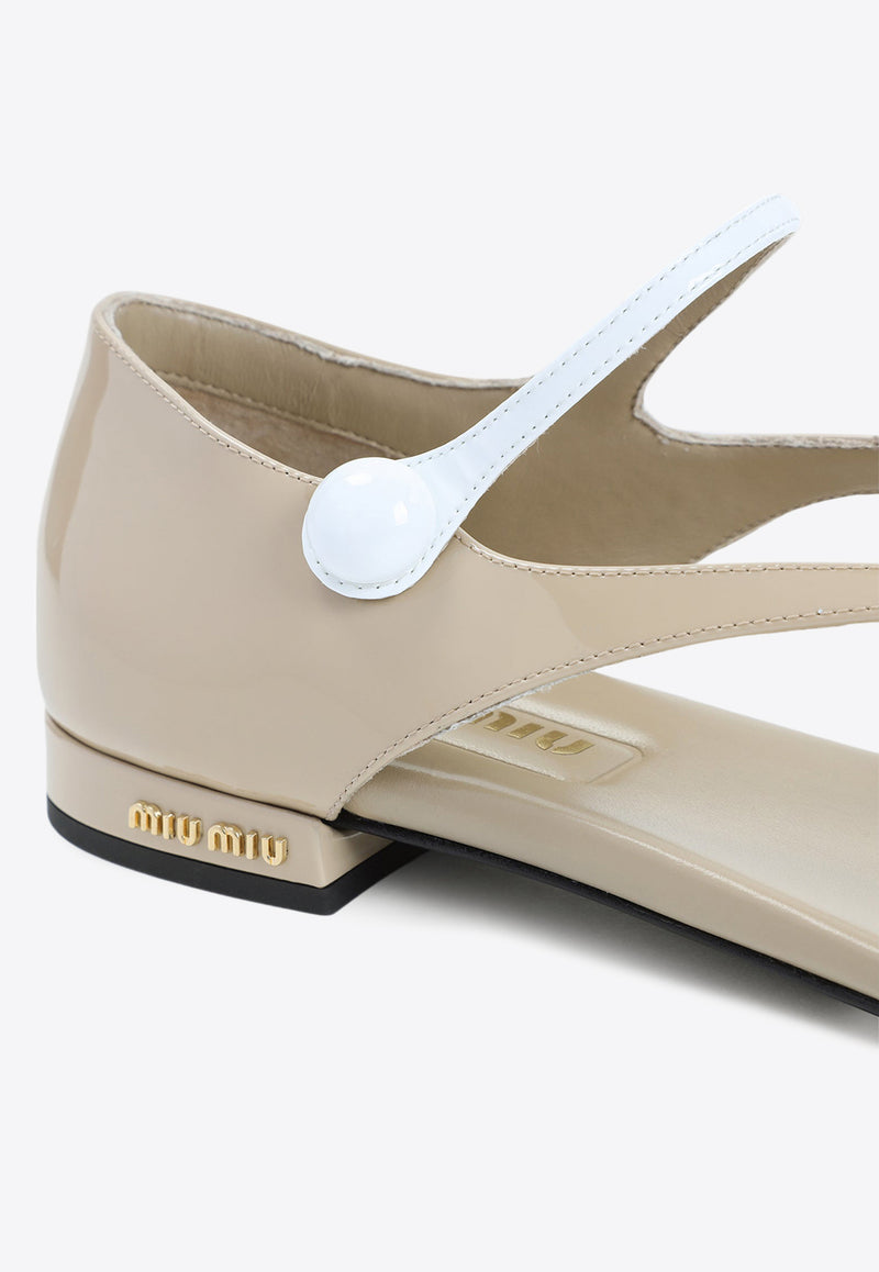 Logo Leather Flat Sandals