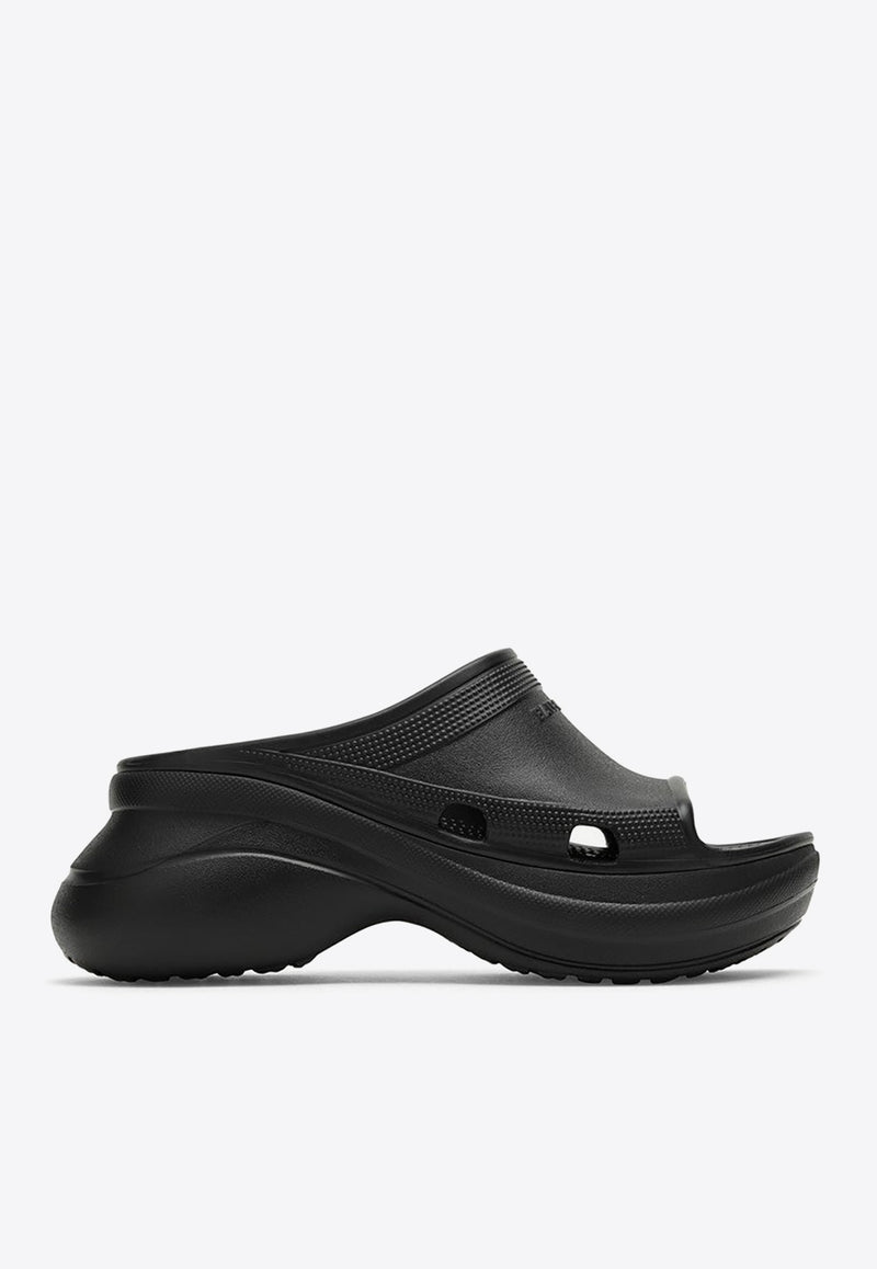 Balenciaga X Crocs Debossed Logo Rubber Sandals Black 677389W1S8E/O_BALEN-1000