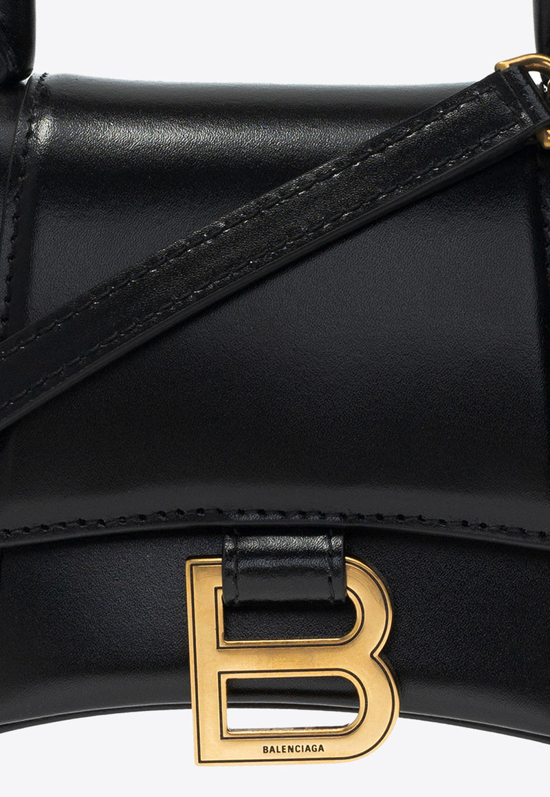 حقيبة يد هاورغلاس صغيرة من الجلد اللامع