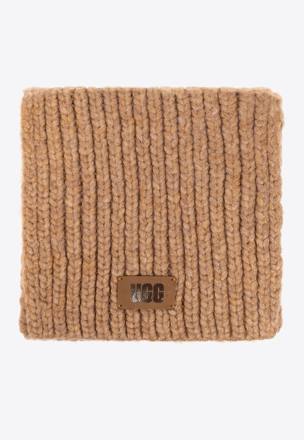 UGG Kids Girls Logo-Patched Knitted Scarf Beige 100028 0-CAM