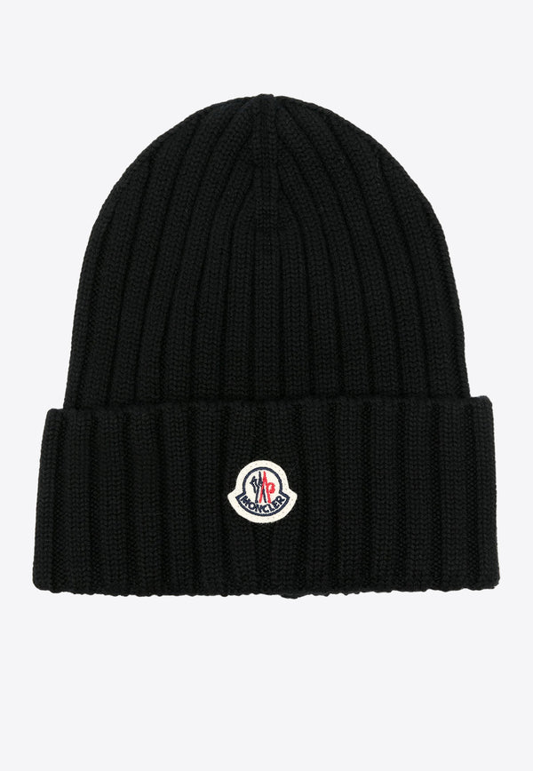 Moncler Logo Patch Wool Beanie Black J20933B00036A9327_999