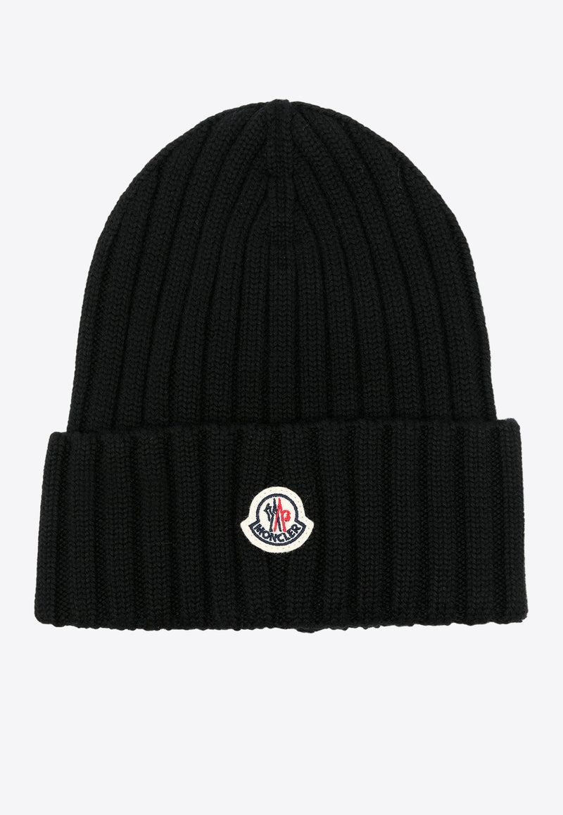 Moncler Logo Patch Wool Beanie Black J20933B00036A9327_999