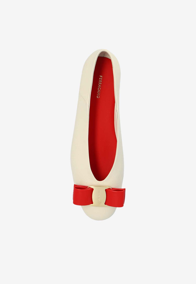 Salvatore Ferragamo Vanna Vara Bow Ballet Flats in Calf Leather Cream 01I217 VANNA 774797-MASCARPONE