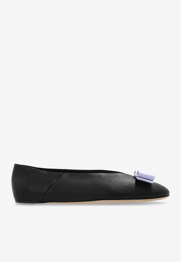 Salvatore Ferragamo Vanna Vara Bow Ballet Flats in Calf Leather Black 01I217 VANNA 774796-NERO