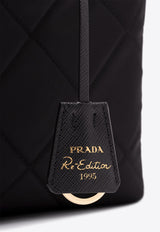 Prada Medium Re-Edition 1995 Chaîne Shoulder Bag Black 1BG551VCOO2AOS_F0002