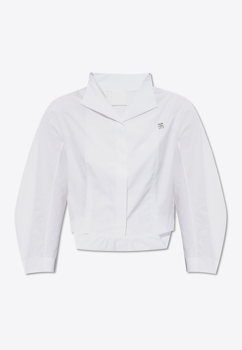 قميص قصير بشعار معدني