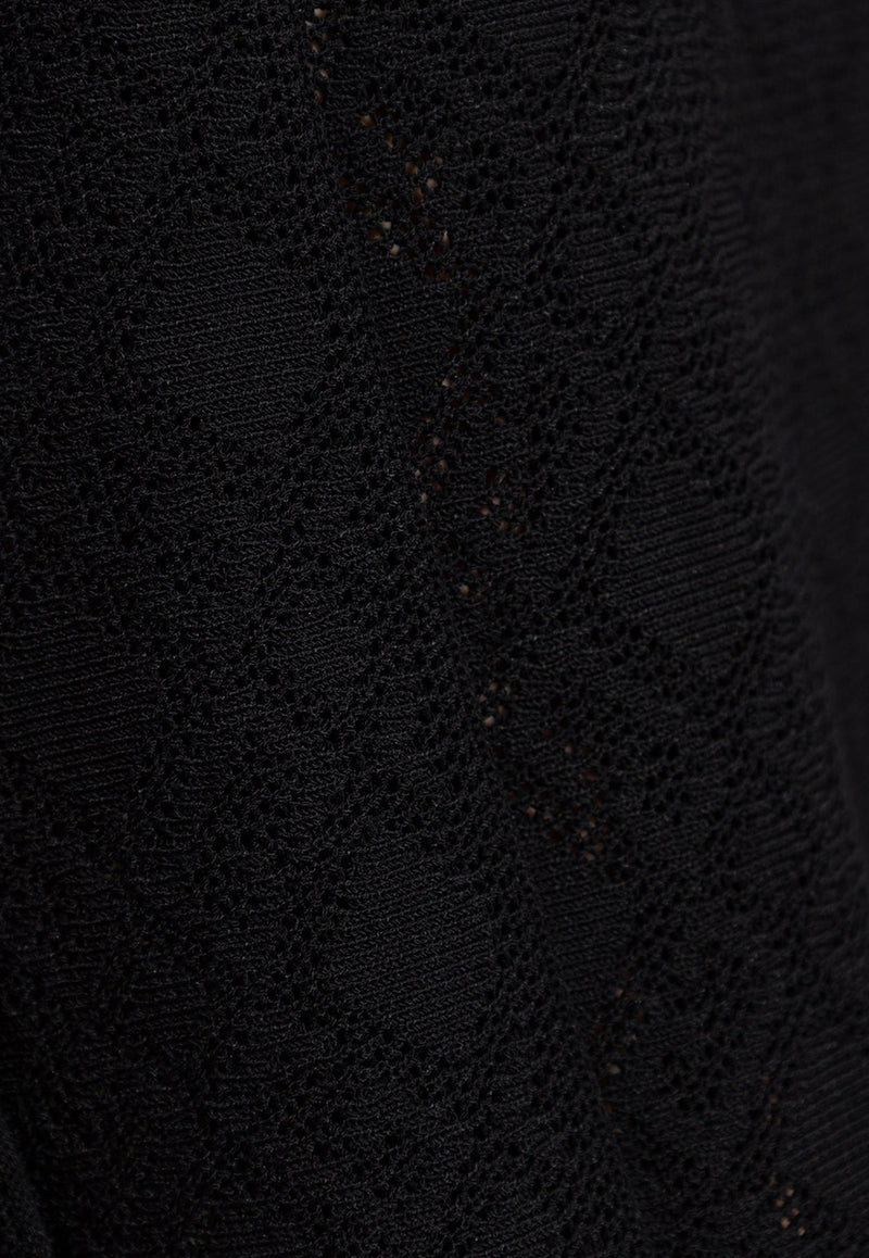 تنورة قصيرة بكسرات