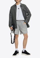 تي شيرت برقبة دائرية مع شعار مطبوع