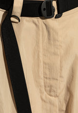 تنورة بطول منتصف الساق برقعة شعار الماركة بحزام