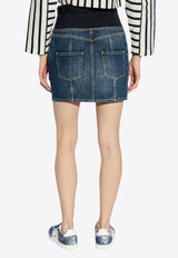 تنورة قصيرة من الدنيم بأجزاء متباينة