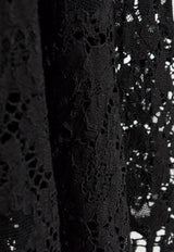 فستان من الدانتيل بطول منتصف الساق ونمط زهور