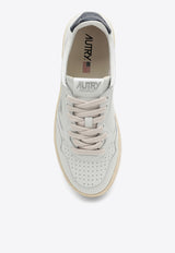 Autry Medalist Leather Low-Top Sneakers AULWLL12/P_AUTRY-LL12