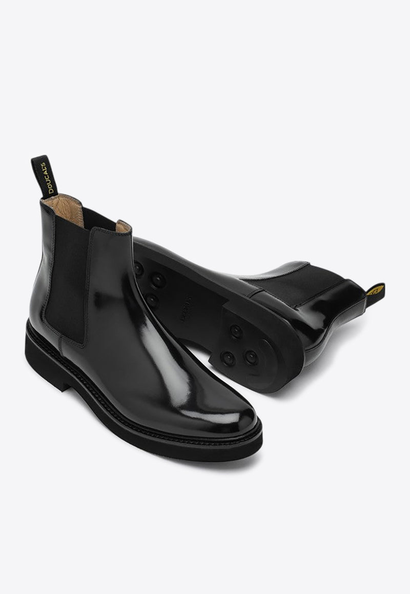 Doucal's Leather Chelsea Boots Black DD8591VERSUF255/P_DOUCA-NN00