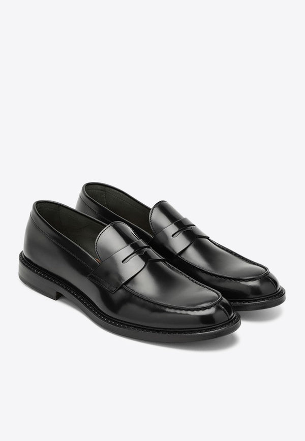 Doucal's Classic Leather Loafer Black DU2405PHOEUY007/O_DOUCA-NN00