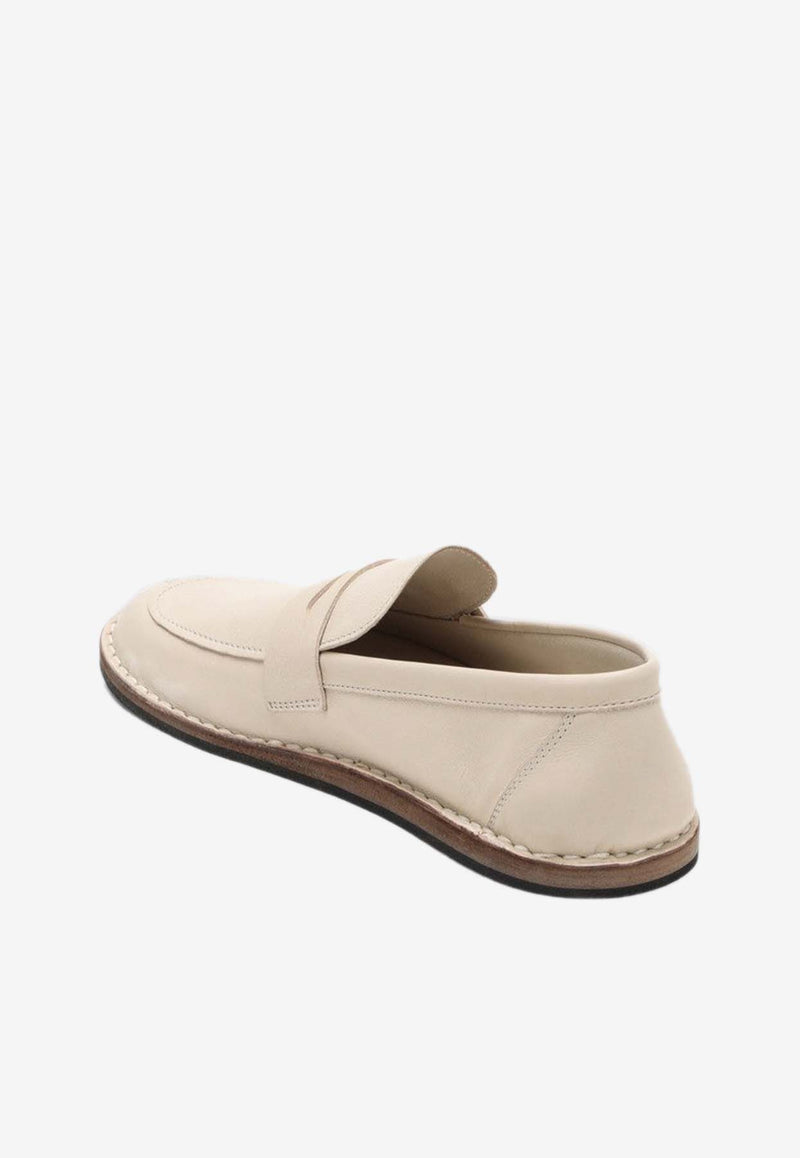 The Row Cary Grained Leather Loafers Beige F1489L74/O_THERO-TOFU