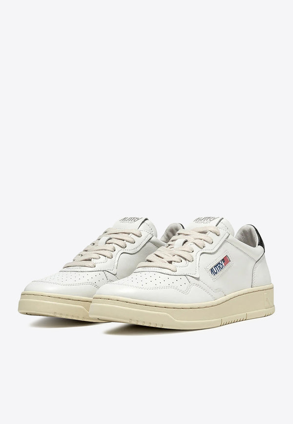 Autry Medalist Leather Low-Top Sneakers White AULM-LL-22