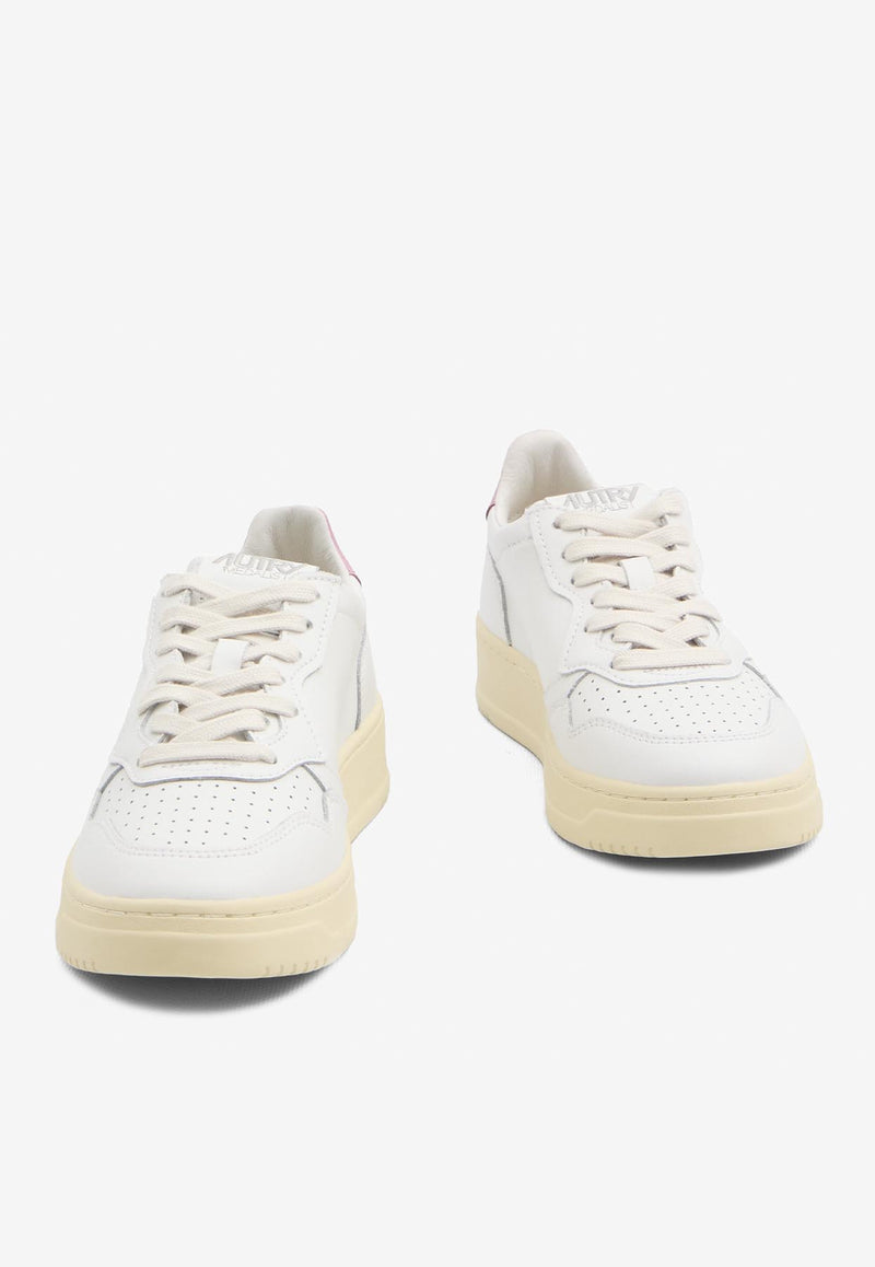 Autry Medalist Low-Top Sneakers   White AULW-LL-88