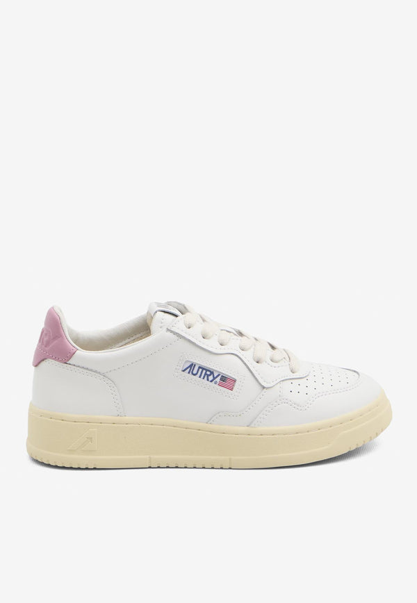Autry Medalist Low-Top Sneakers   White AULW-LL-88