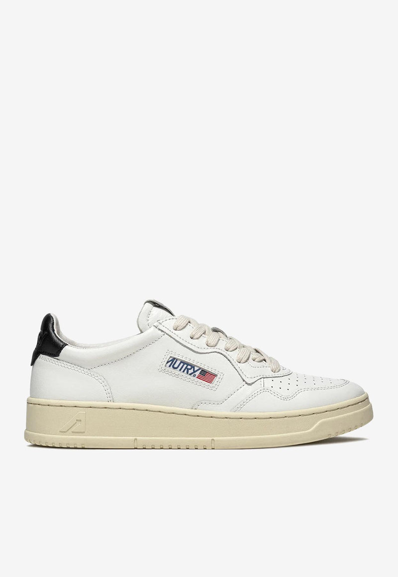 Autry Medalist Low-Top Sneakers   White AULM-LL-22