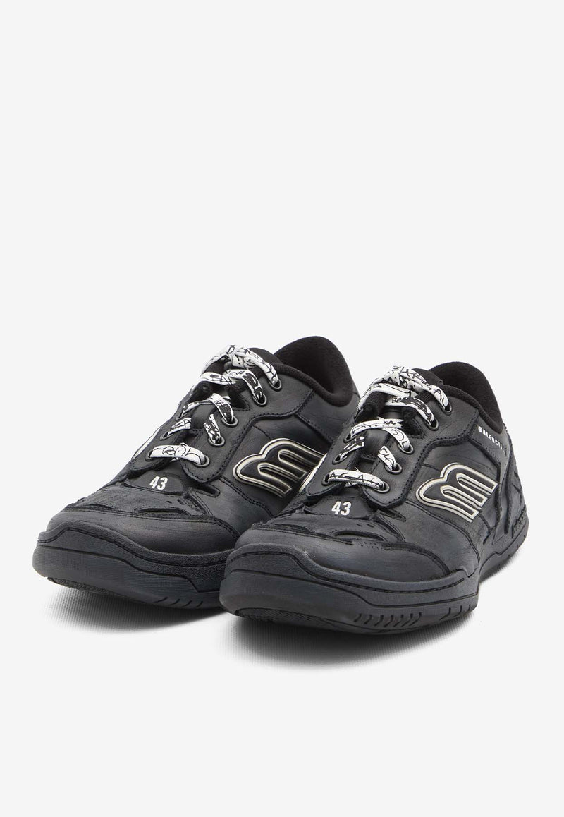 Balenciaga Hamptons Medium Worn-Out Sneakers Black 841765-WCURB-1000