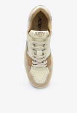 Autry CLC Low-Top Leather Sneakers Beige ROLWUN05/P_AUTRY-UN05