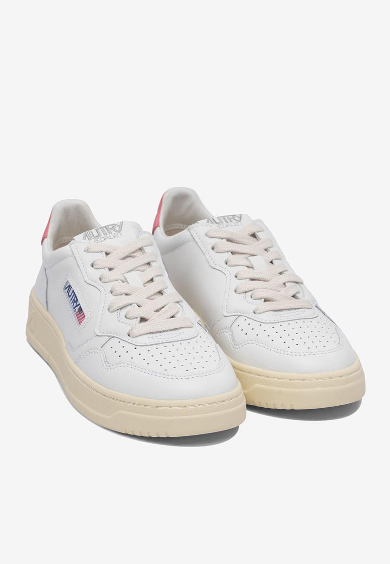Autry Medalist Leather Sneakers  White AULWLL78_77411