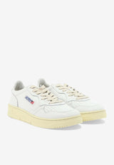 Autry Medalist Low-Top Sneakers White AULMLL15_86c70fda-2bc7-48ad-b973-8e72e5d7ed8b