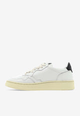 Autry Medalist Low-Top Sneakers White AULWLL22_7f57368f-39fa-48e6-830c-fb9d8b52b7af