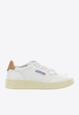 Autry Medalist Low-Top Sneakers White AULWLL76_5b4153cb-8392-47d7-a444-7b7331aaf952