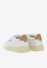 Autry Medalist Low-Top Sneakers White AULWLL76_5b4153cb-8392-47d7-a444-7b7331aaf952