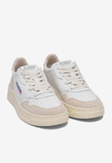 Autry Medalist Low-Top Sneakers White AULWLS37_aa3a2d10-a80b-4812-8caf-47a006fce4c3