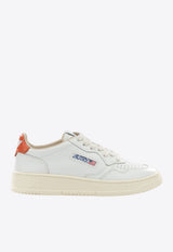 Autry Medalist Low-Top Sneakers White AULWTB03_8fbae80e-ed3a-4c1e-ae16-88da13262693