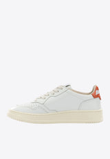 Autry Medalist Low-Top Sneakers White AULWTB03_8fbae80e-ed3a-4c1e-ae16-88da13262693